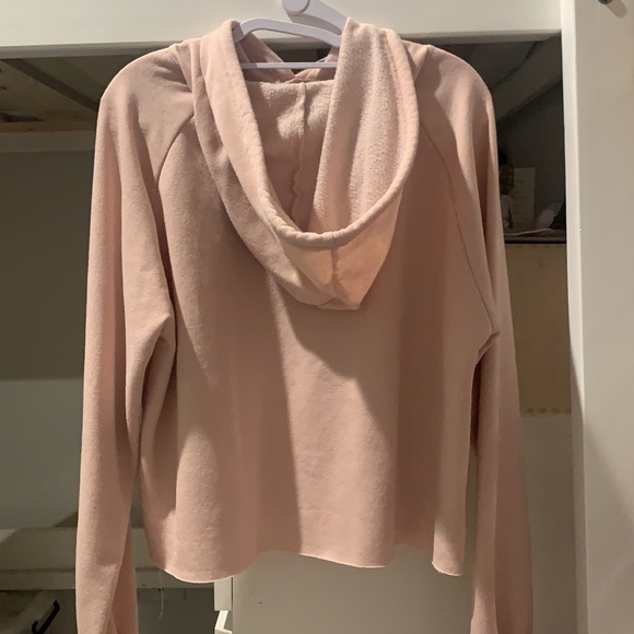 baby pink cropped ally fashion hoodie - Picture 3 of 3